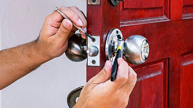 Bí quyết lắp đặt khóa cửa tay nắm tròn nhanh chóng và dễ dàng